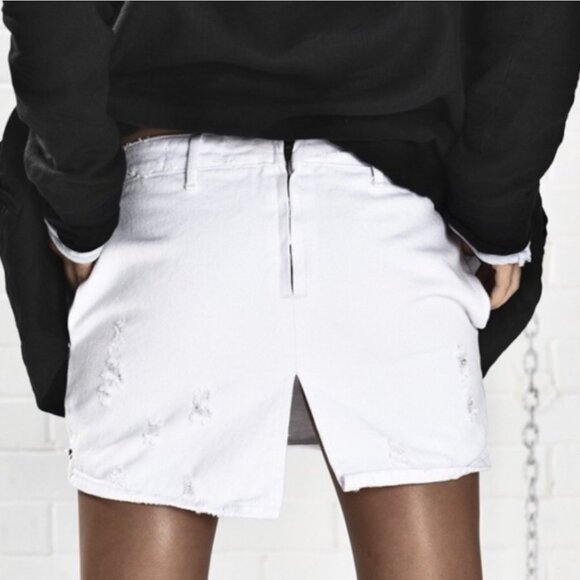 One Teaspoon | Mini Freelove Distressed Denim Skirt In Bleu Cult - Picture 14 of 16